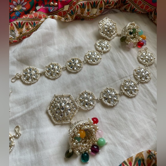 Multicolor Earrings with Sahara - Picture 1 of 4